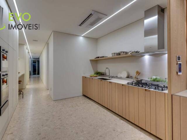 Apartamento para Venda em Goiânia - 4