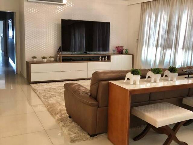 Apartamento para Venda em Goiânia - 3