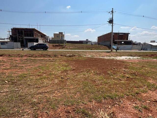 #Jardins Se - Área para Venda em Aparecida de Goiânia - GO - 3