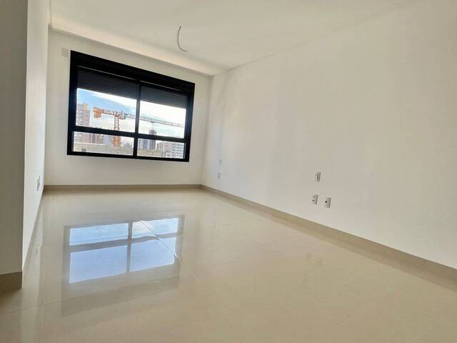 Apartamento para Venda em Goiânia - 4