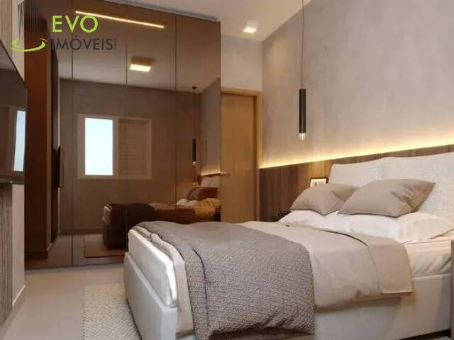 Apartamento para Venda em Goiânia - 2
